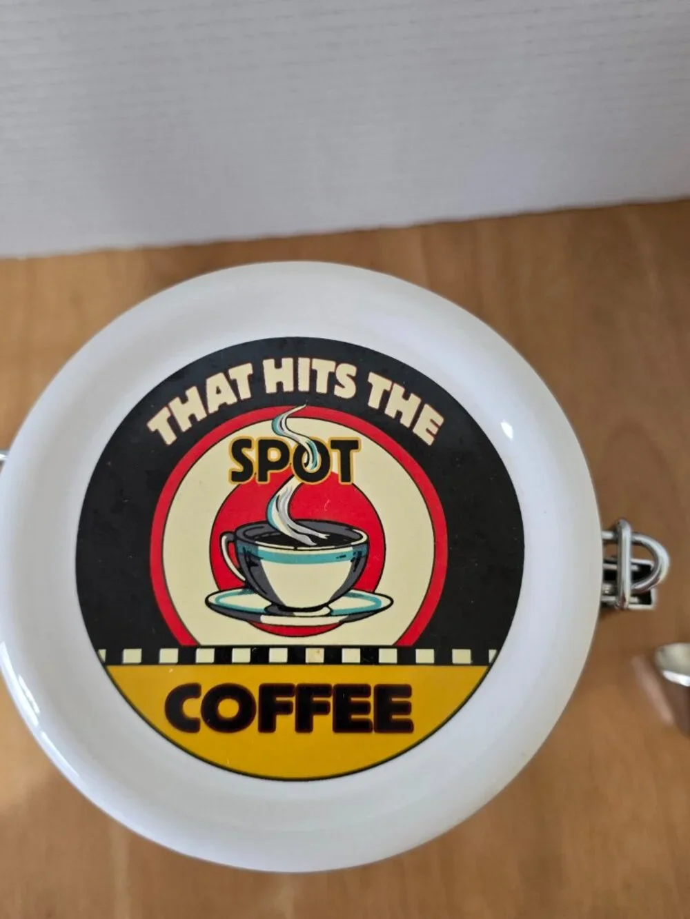 Certified Internation Retro Coffee Canister Hing Clamp‎ Lid Airtight Seal Scoop